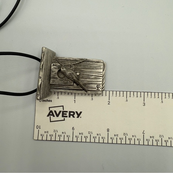 MB Signed Pewter Birdhouse Pendant Necklace - Vintage Hallmark - Picture 5 of 11
